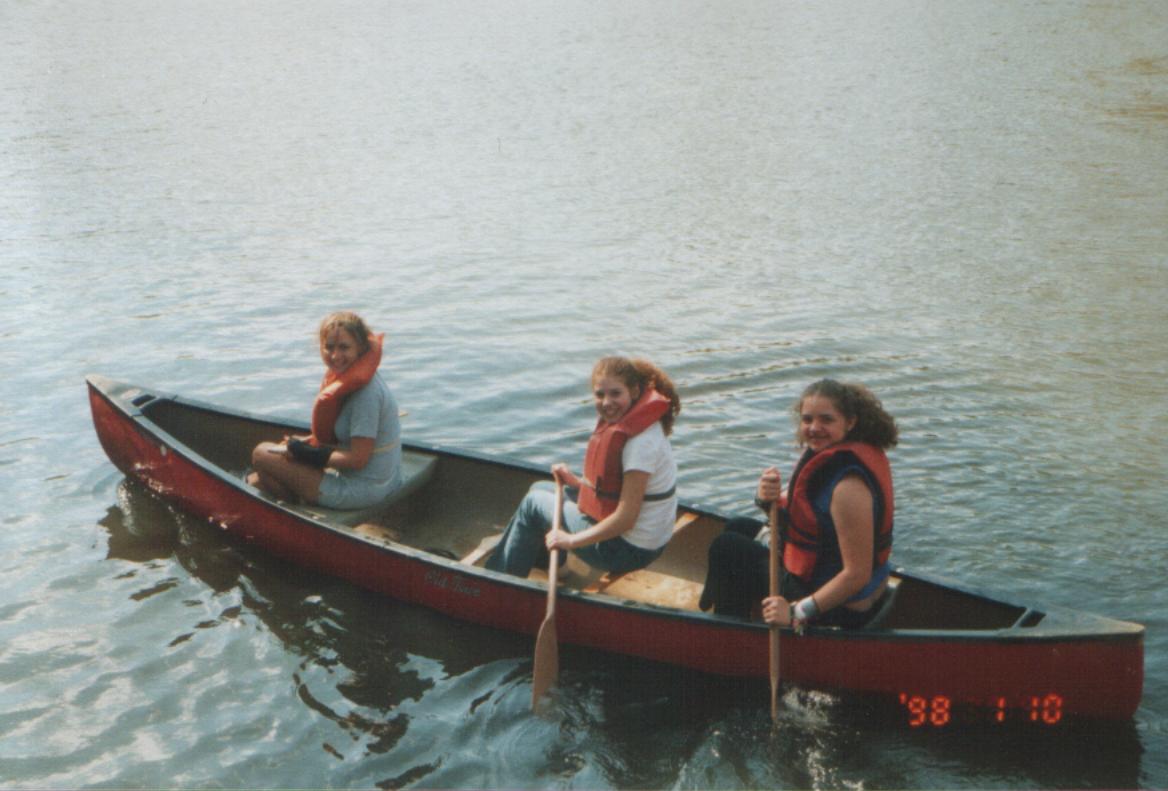 canoe3.jpg