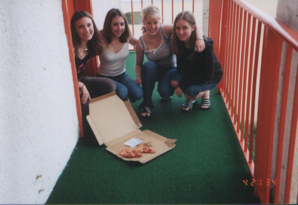pizzagroup.jpg